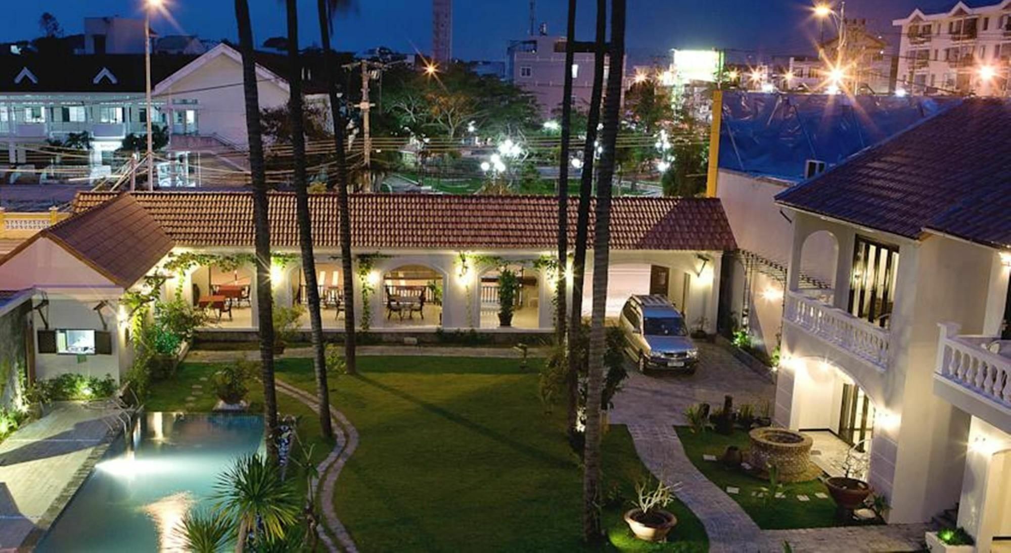 ลา ปาโลมา วิลลา Hotel ญาจาง ภายนอก รูปภาพ