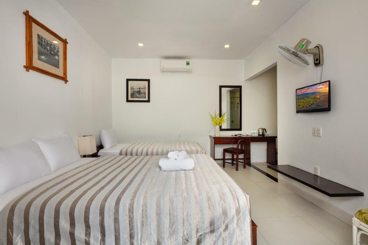 ลา ปาโลมา วิลลา Hotel ญาจาง ภายนอก รูปภาพ